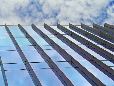 pixiv.net. pixiv：探索创意无限的艺术社区与作品分享平台