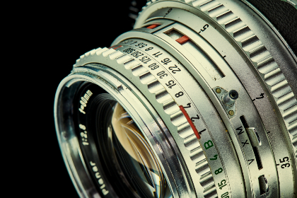 成龙历险记中文版：探索神秘世界的奇幻冒险之旅